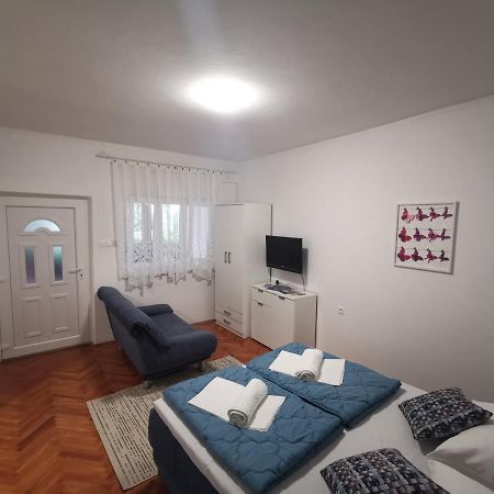 Apartment Dario โนวีวีโนดอลสกี ภายนอก รูปภาพ